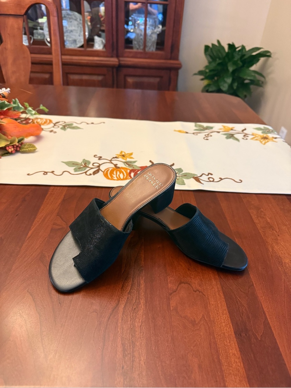 Donal Pliner Lizard Suede NAIA Sandals, Size 6 1/2